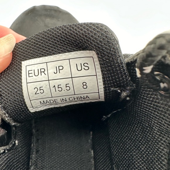 Kids Boys Girls 8 Toddler Black Shoes Ankle Faux Leather Boots High Top Lace Up - Picture 8 of 8